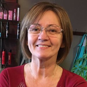 Meet your Posher, Connie